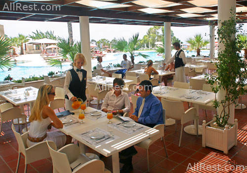 Grecian Park Hotel 18